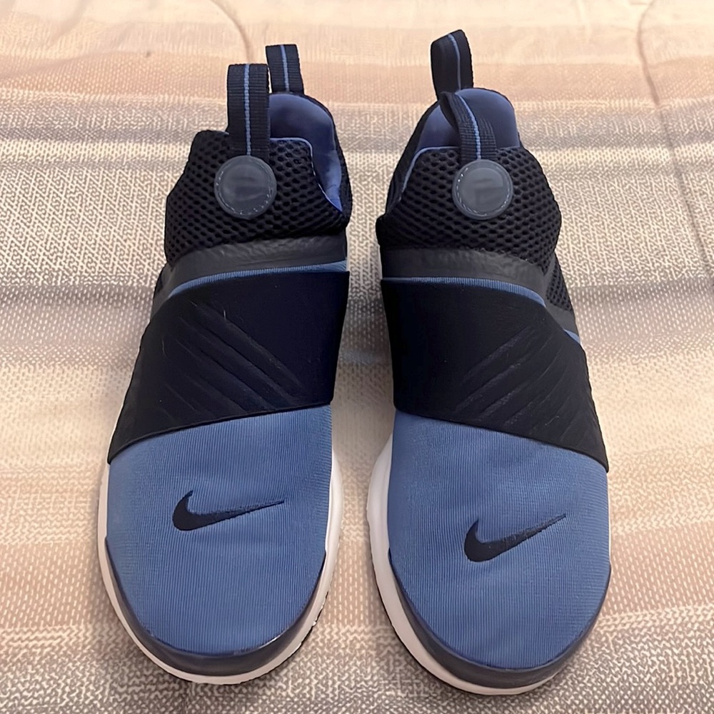 Womens Nike Presto Extreme sneakers